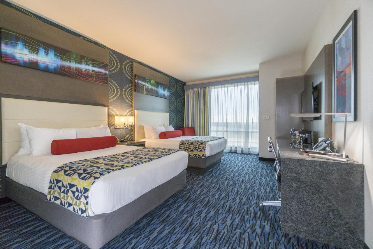 Rhythm City Casino & Resort Davenport Exterior foto